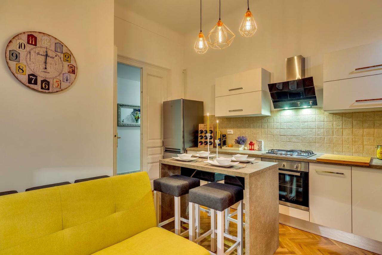 Conty Apartment Rijeka Exteriör bild